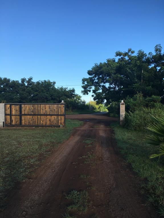 Henua Iti Hanga Roa